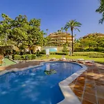 Cubo\'S Apartamento Boutique Elviria Hills Marbella
