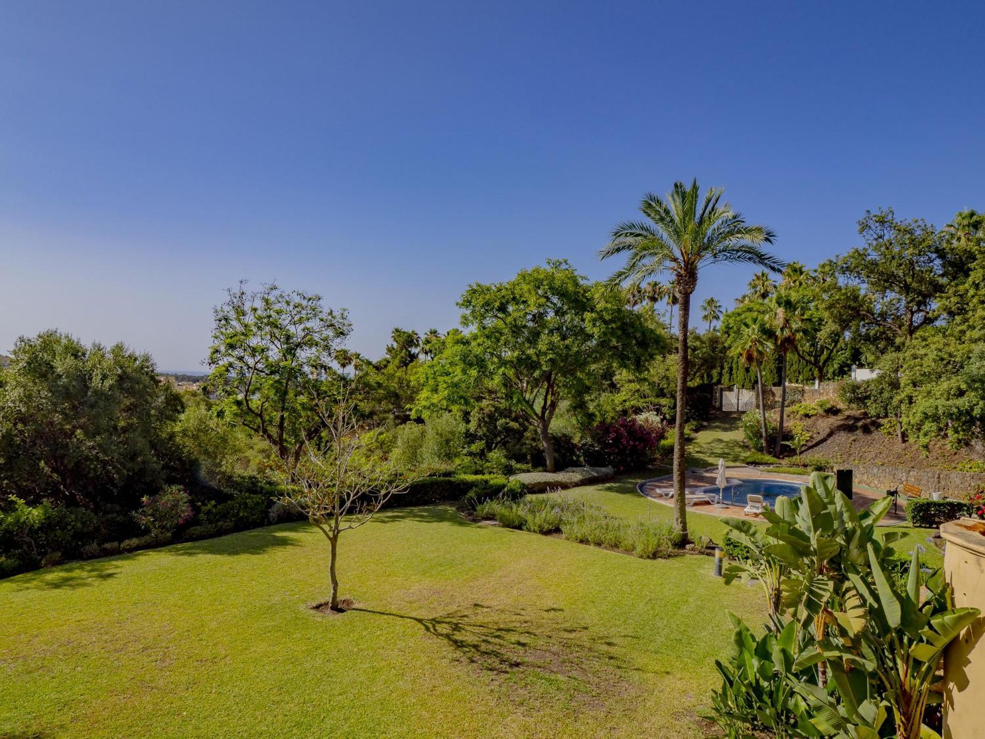 Apartment Cubo's Boutique Elviria Hills