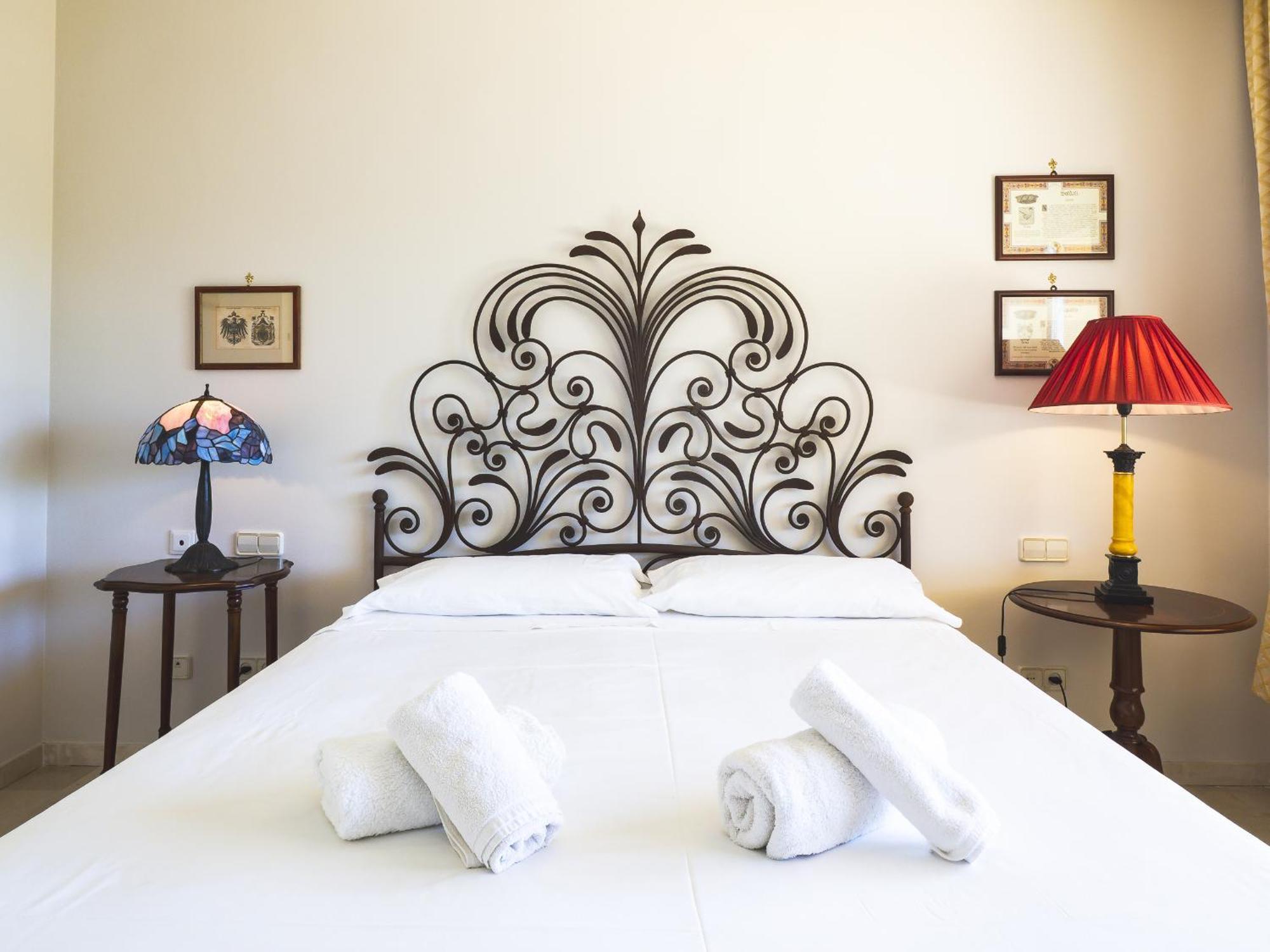 Apartment Cubo's Boutique Elviria Hills